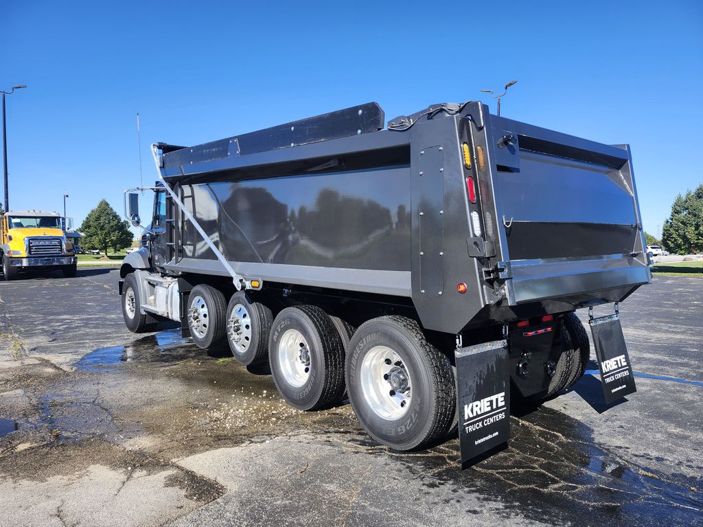 Slide images of 2027 MACK GR104B