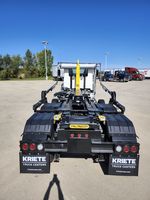 Slide images of 2027 MACK GR84B